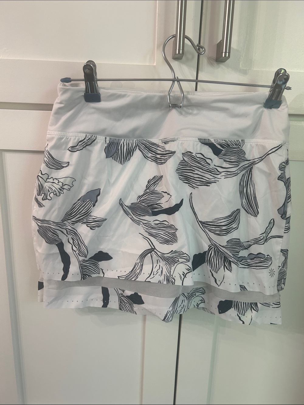 Athleta White Skort with Navy Leaf Print